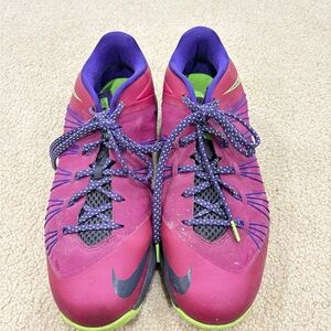 Nike Purple and Pink Sneakers